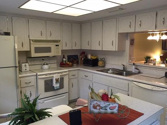 2nd image of 871 New York Ave APT 108