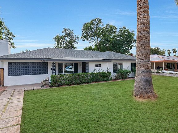 Comfortable & Modern Glendale House with Great Location close to Community College and Beautiful Historic Glendale