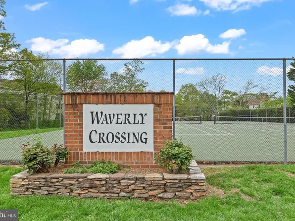 4408 Galesbury Ln, Chantilly, VA 20151