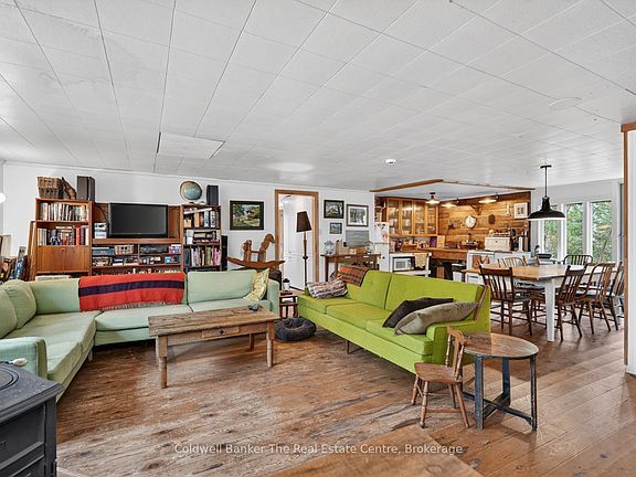 5th image of 1657 Houseys Rapids Rd