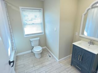 424 Meadowcroft Rd, Wayne, PA 19087