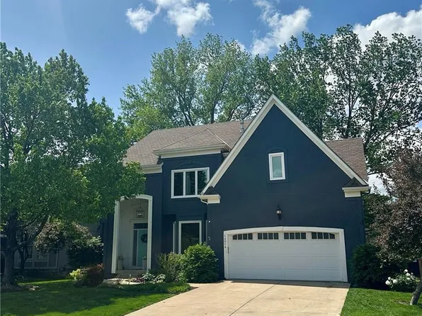 14014 Briar St, Overland Park, KS 66224