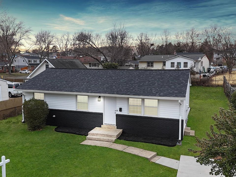 1st image of 4214 Hemingway Dr