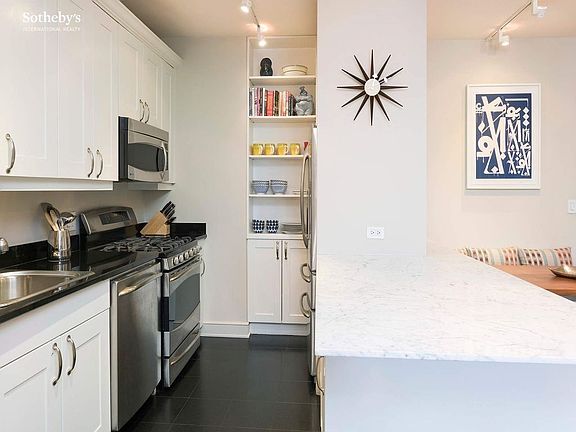 4th image of 99 Jane St APT 6A