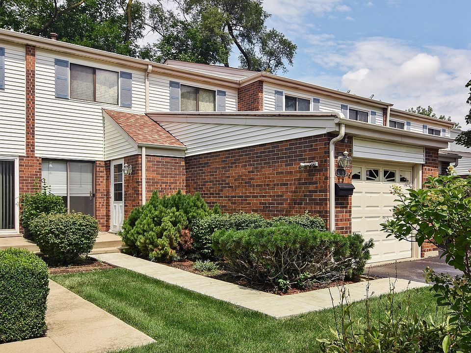 1st image of 208 W Wimbolton Dr
