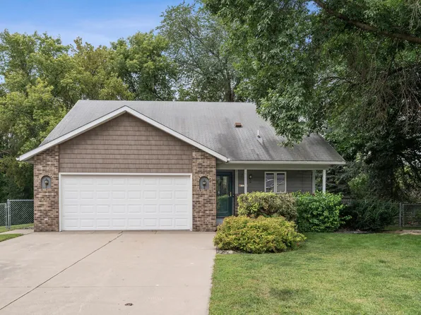 705 Willow Creek Ct, Buffalo, MN 55313