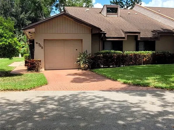 4705 Fountains Drive, Lake Worth, FL 33467