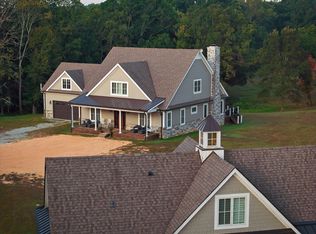 450 Lowe Branch Rd, Centerville, TN 37033