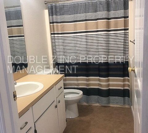 4th image of 11013 144th Street Ct E #5
