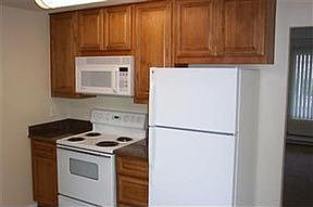 1st image of 4614 N Island Dr E