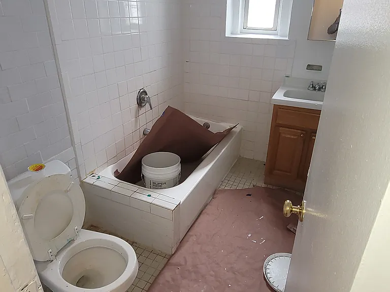1001 Walton Ave #F3 — Photo 14