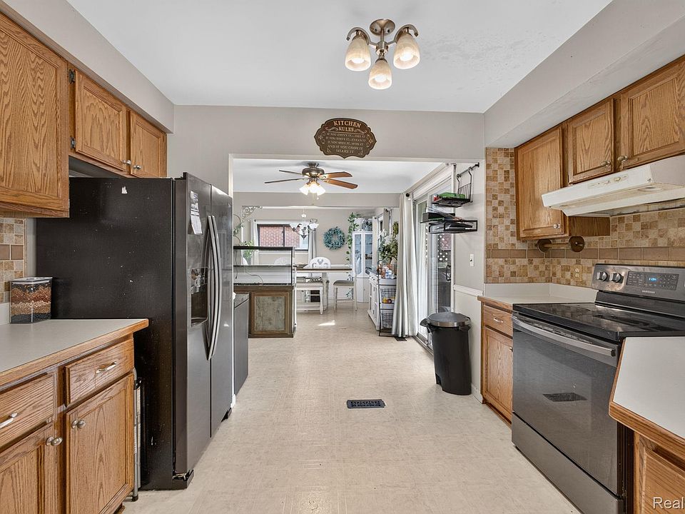 12060 Craig St, photo 7