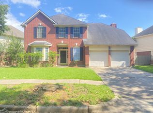 219 Birch Hill Dr, Sugar Land, TX 77479