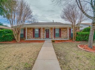 5064 Stanley Dr, The Colony, TX 75056
