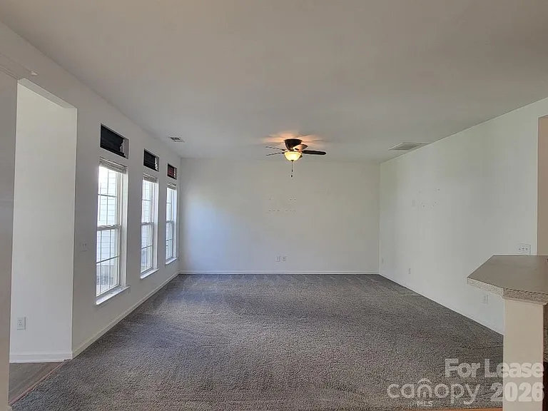 177 Autumn Falls Dr — Photo 6