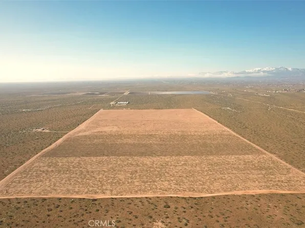 7 Mojave Dr, Adelanto, CA 92301