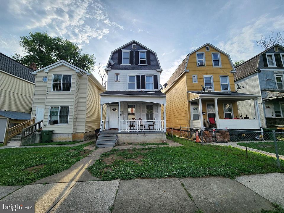 1st image of 313 S Augusta Ave
