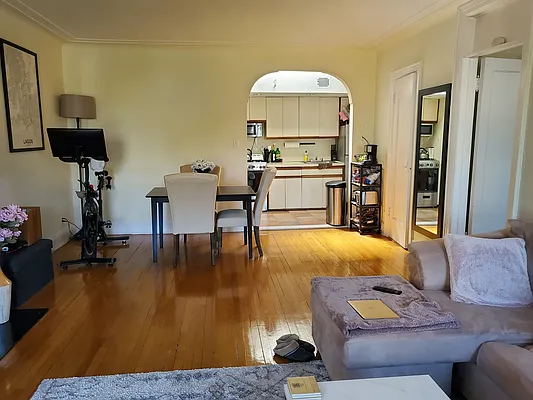 Rented by Frank Valvo Real Estate | media 3