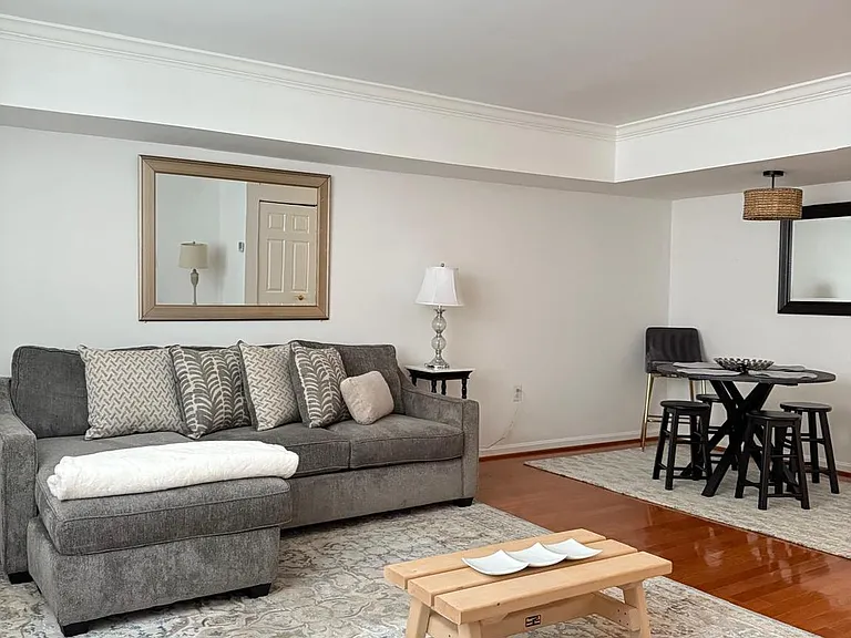 5934 Mayflower Ct — Photo 11