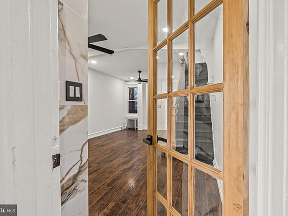 4th image of 2088 Kingston St