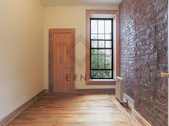 4th image of 1335 Hancock St APT 3R