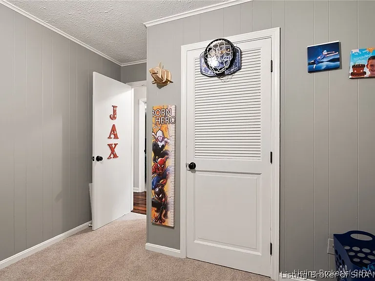 917 Brentwood Ct — Photo 8