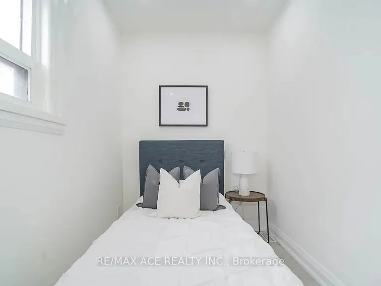 288 Celina St — Photo 8