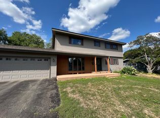 8140 23rd Ave N, Golden Valley, MN 55427