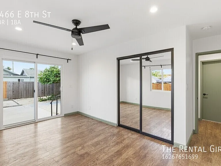 3466 E 8th St — Photo 18