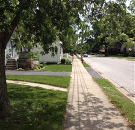 2nd image of 526 E 158th St