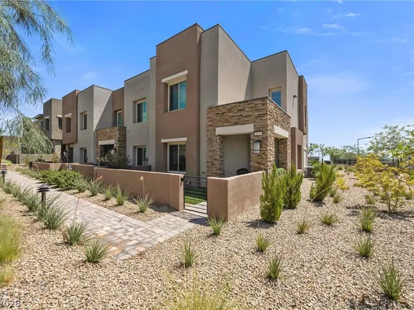 600 N Carriage Hill Dr #1034, Las Vegas, NV 89138