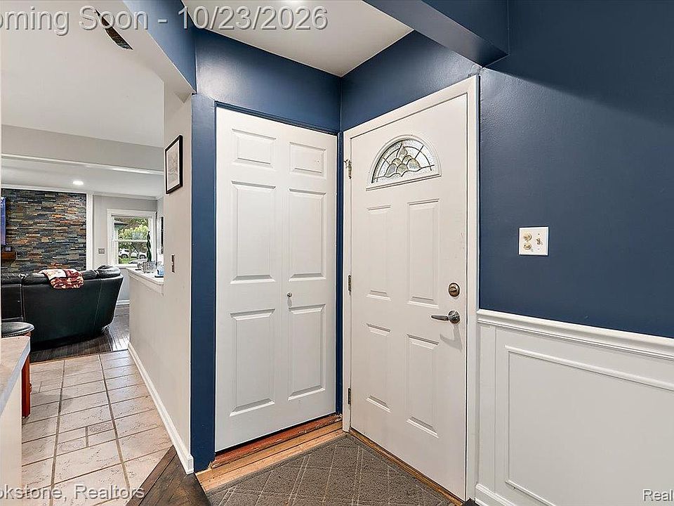 31608 Meadows Ave, photo 5