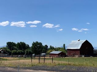 10851 SW Powell Butte Hwy, Powell Butte, OR 97753