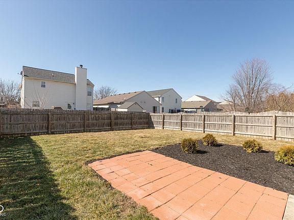 3rd image of 15405 Fawn Meadow Dr