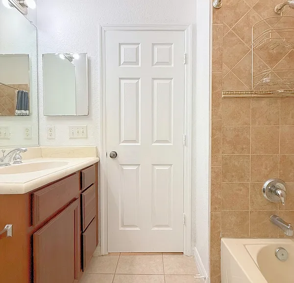 4207 Via Piedra Cir #8-102 — Photo 54