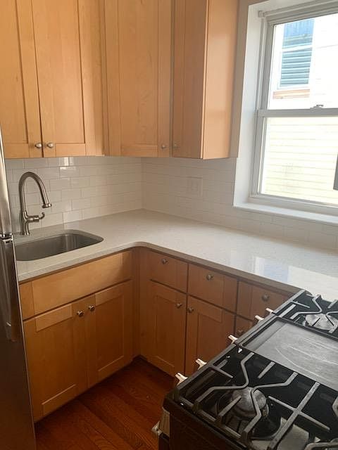 1st image of 2977 Milton Pl #2