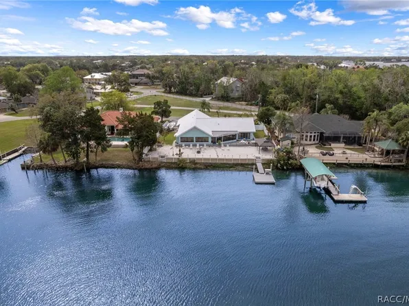 171 SW 3rd St, Crystal River, FL 34429