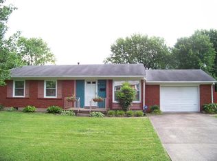 7917 Conifer Dr, Louisville, KY 40258