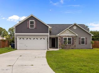 106 Ironwood Ct, Jacksonville, NC 28546