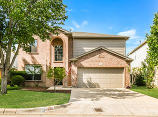 3296 Raleigh Dr, Fort Worth, TX 76123