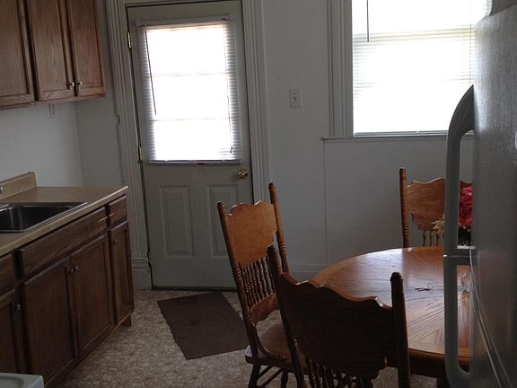 2nd image of 1616 Grandview Ave
