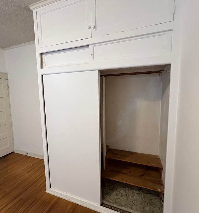 2nd image of 283 Martelo Ave