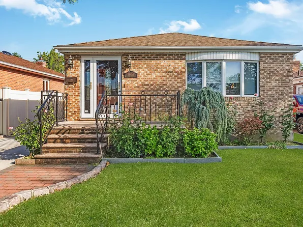 14758 7th Ave, Whitestone, NY 11357