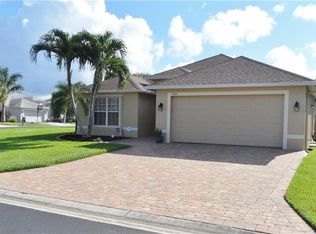 9763 Mendocino Dr, Fort Myers, FL 33919