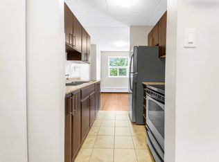 Town Apartments, Welland, ON L3C 5R5