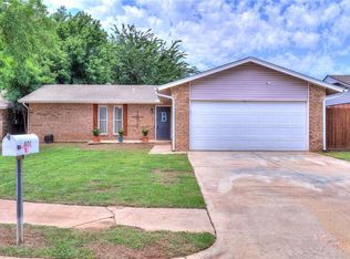 401 Annawood Dr, Yukon, OK 73099