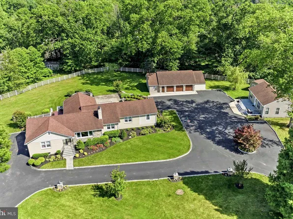 3190 Foulk Rd, Garnet Valley, PA 19060