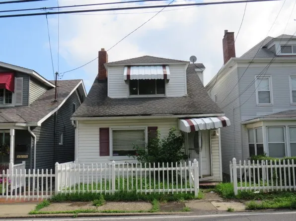 1608 Chartiers Ave, Mc Kees Rocks, PA 15136