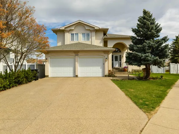 11304 9th Ave NW, Edmonton, AB T6J 6W4