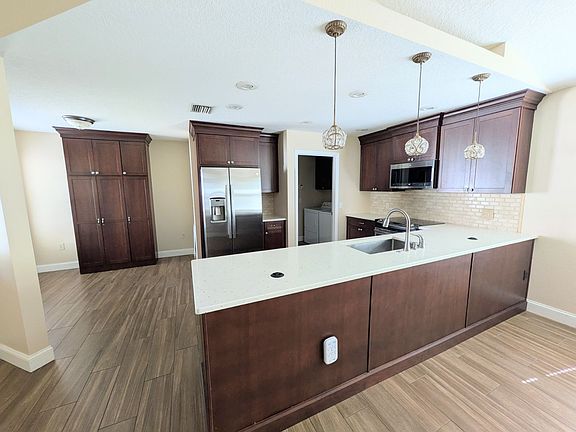2nd image of 679 Lake Clark Pl